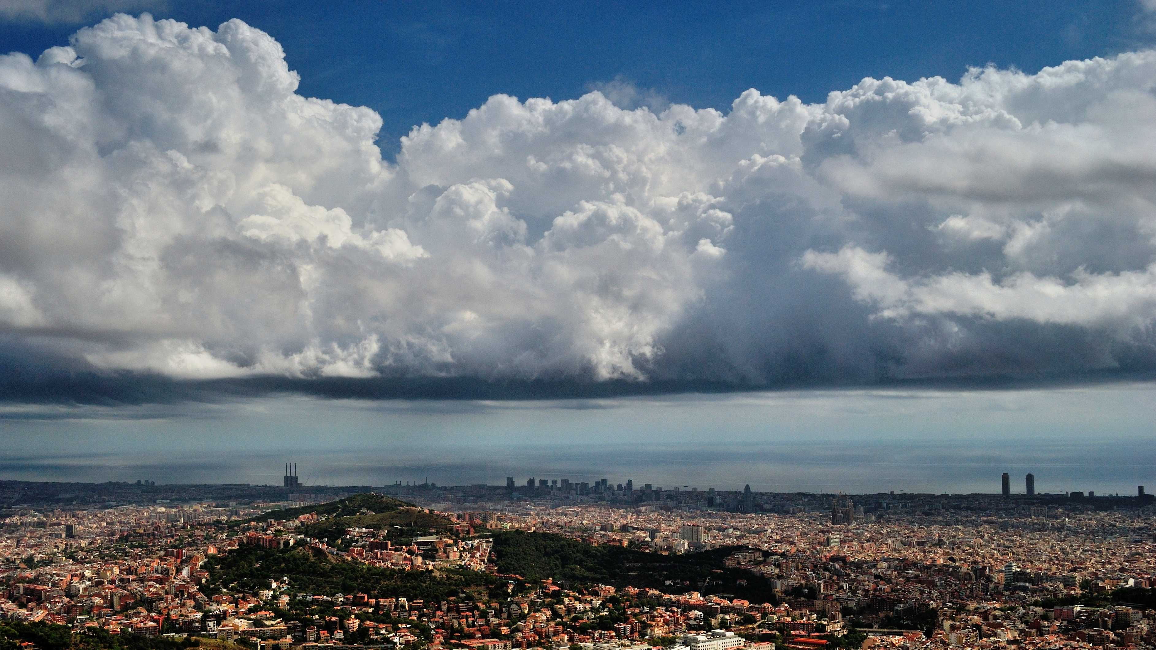 Cumulus congestus облака